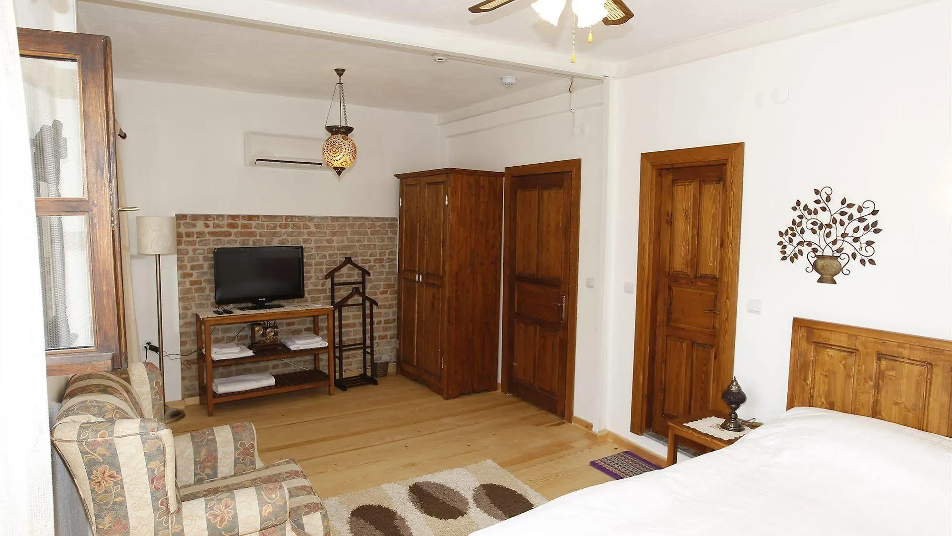 Nazhan Hotel Σελτσούκ