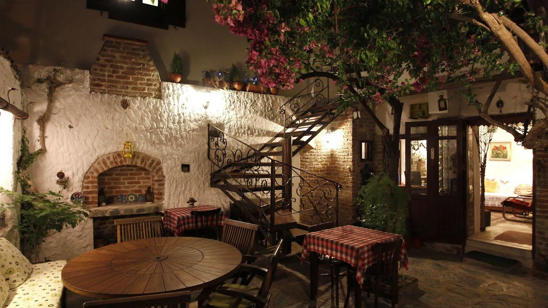 Nazhan Hotel Σελτσούκ Πανσιόν