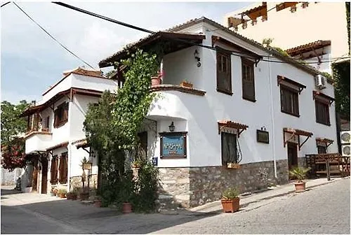 Nazhan Hotel Selçuk Pensionat