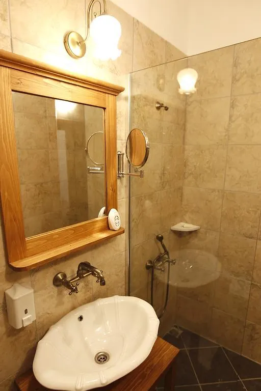 Nazhan Hotel Selçuk 2*,  Turkiet