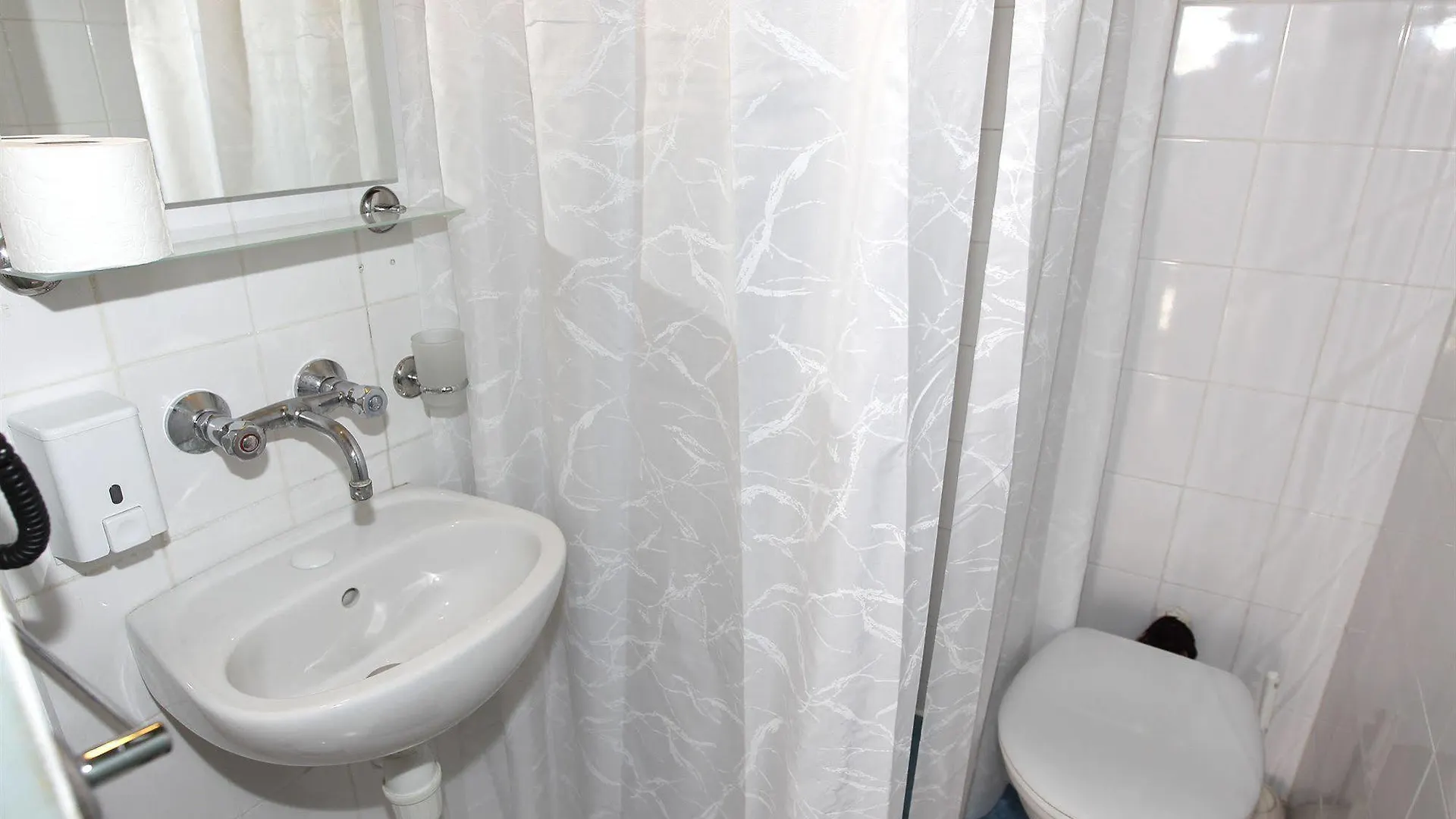 Nazhan Hotel Selçuk 2*,